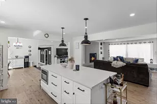 235 E Pittsfield St, Pennsville, NJ 08070 - Photo 4