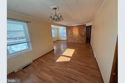 323 Georgetown Road, Carneys Point, NJ 08069 - Photo 4