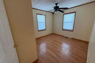 323 Georgetown Rd, Carneys Point, NJ 08069 - Photo 10