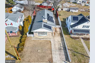 17 Maplewood Avenue, Carneys Point, NJ 08069 - Photo 4