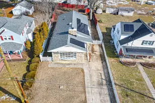 17 Maplewood Ave, Carneys Point, NJ 08069 - Photo 4