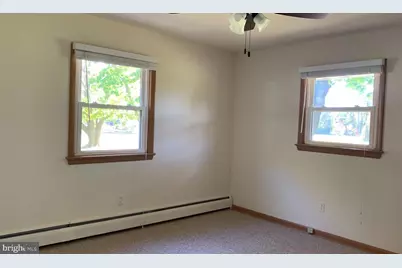 116 N Golfwood Avenue, Carneys Point, NJ 08069 - Photo 12
