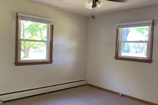 116 N Golfwood Ave, Carneys Point, NJ 08069 - Photo 12