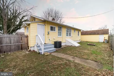 252 G Street, Carneys Point, NJ 08069 - Photo 6