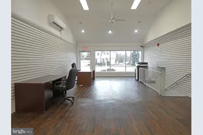 37 East Avenue, Woodstown, NJ 08098 - Photo 2