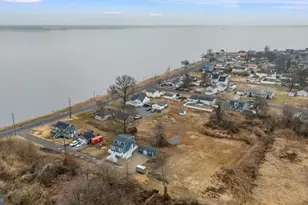 2 River Pl, Pennsville, NJ 08070 - Photo 4