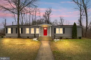 465 Bailey St, Woodstown, NJ 08098 - Photo 1