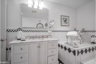 121 Princeton Road, Pennsville Township, NJ 08070 - Photo 36