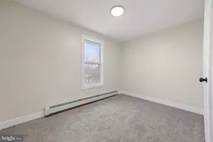 261 B St, Carneys Point, NJ 08069 - Photo 14