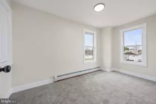 261 B St, Carneys Point, NJ 08069 - Photo 24