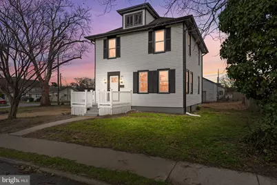 261 B Street, Carneys Point, NJ 08069 - Photo 2