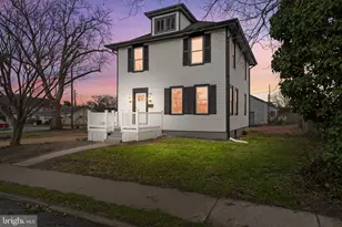 261 B St, Carneys Point, NJ 08069 - Photo 2