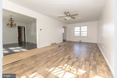 23 School Lane, Carneys Point, NJ 08069 - Photo 6