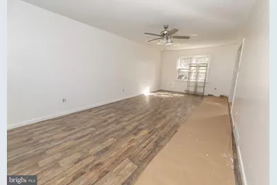 23 School Lane, Carneys Point, NJ 08069 - Photo 4