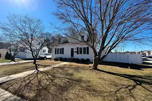 61 New Jersey Ave, Pennsville, NJ 08070 - Photo 2