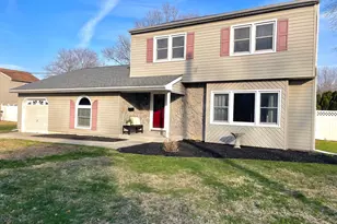 5 Fenwick Ln, Pennsville Township, NJ 08070 - Photo 2