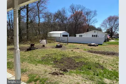 70 Locust Avenue, Pennsville Township, NJ 08070 - Photo 16