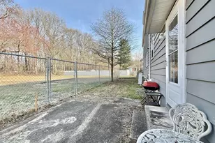 8 Woodside Pl, Pennsville Township, NJ 08070 - Photo 8