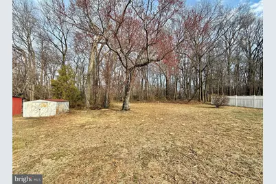 8 Woodside Place, Pennsville Township, NJ 08070 - Photo 6