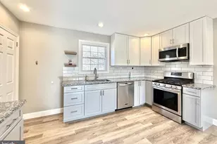 8 Woodside Pl, Pennsville Township, NJ 08070 - Photo 18