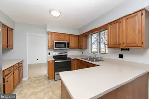 579 Lincoln Rd, Pilesgrove, NJ 08098 - Photo 10