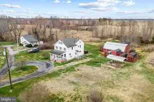 430 E Pittsfield St, Pennsville Township, NJ 08070 - Photo 1