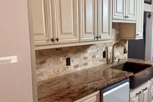 18 Market St, Salem, NJ 08079 - Photo 2