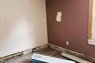 26 Main St, Pennsville Township, NJ 08070 - Photo 8