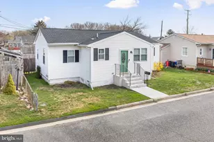 329 Wilson Ave, Carneys Point, NJ 08069 - Photo 2