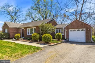 185 N Pennsville Auburn R, Carneys Point, NJ 08069 - Photo 2