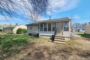 29 Harding Ave, Pennsville Township, NJ 08070 - Photo 2