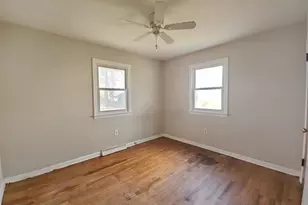 29 Harding Ave, Pennsville Township, NJ 08070 - Photo 10