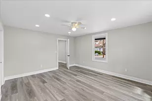 20 Church St, Penns Grove, NJ 08069 - Photo 16