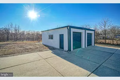 68 E Harmony Street, Penns Grove, NJ 08069 - Photo 36