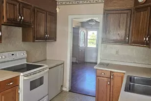 374 Manor Ave, Carneys Point, NJ 08069 - Photo 6