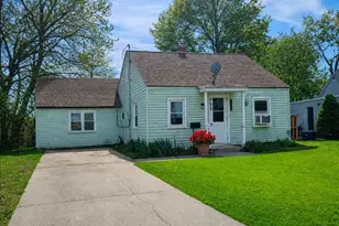 374 Manor Ave, Carneys Point, NJ 08069 - Photo 4