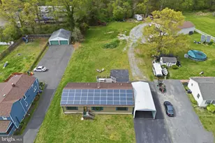 38 N Dupont Rd, Carneys Point, NJ 08069 - Photo 2