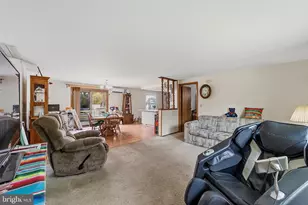 38 N Dupont Rd, Carneys Point, NJ 08069 - Photo 14