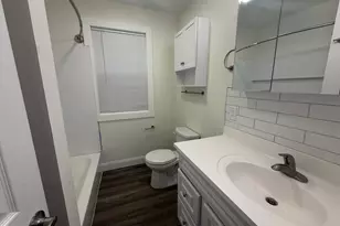 196 N Broadway, Pennsville Township, NJ 08070 - Photo 10