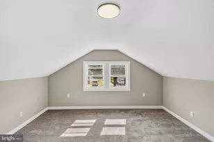 105 E Del-A-Vue Ave, Carneys Point, NJ 08069 - Photo 16