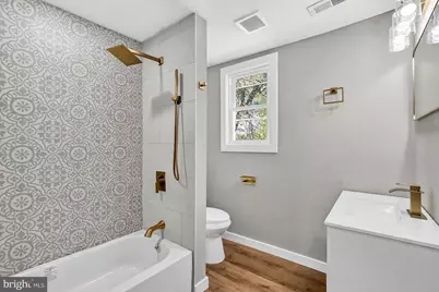 105 E Del A Vue Avenue, Carneys Point, NJ 08069 - Photo 8