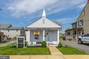 7 Dickinson St, Woodstown, NJ 08098 - Photo 1