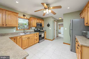 563 Crow Pond Rd, Pittsgrove, NJ 08318 - Photo 10