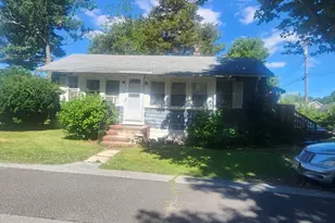 238 E St, Penns Grove, NJ 08069 - Photo 2