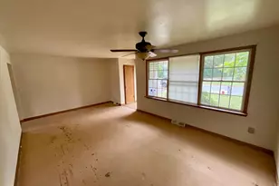 27 Center St, Elmer, NJ 08318 - Photo 10