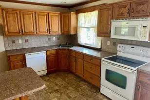 27 Center St, Elmer, NJ 08318 - Photo 10
