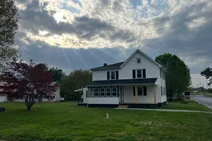 39 Main St, Pilesgrove, NJ 08098 - Photo 2