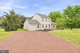 1030 Rainbow Cir, Pittsgrove, NJ 08318 - Photo 2