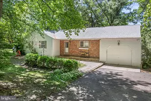 119 Lakeview Dr, Woodstown, NJ 08098 - Photo 2