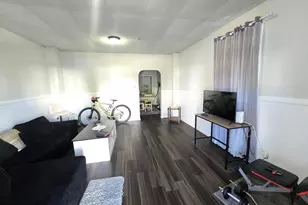 206 Broad St, Elmer, NJ 08318 - Photo 2